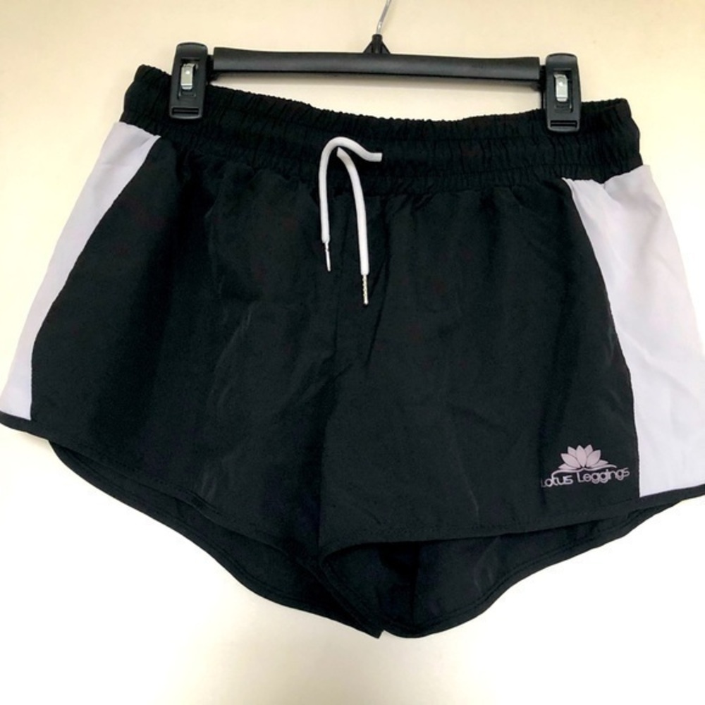 Lotus black/White Running Activewear Shorts-Size XL